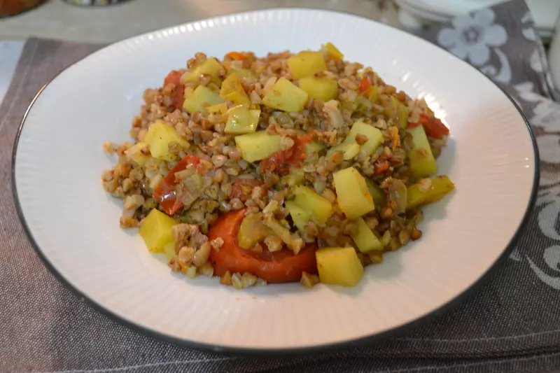 Запасаемся впрок, чем можем (овощные и фруктовые заготовки)