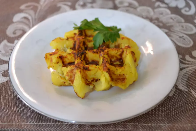 Раз картошка, два картошка (отварная, жареная, пюре, салаты, далее везде)  