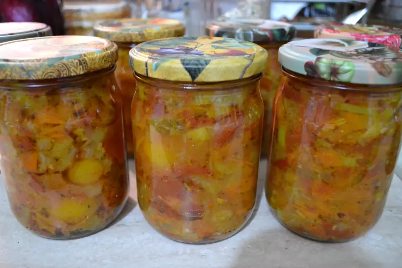 Овощная пассеровка (зажарка) консервированная