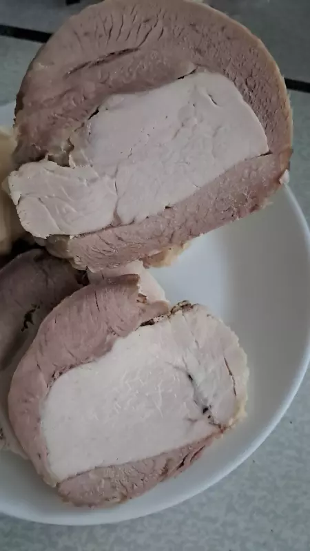 Сочная и нежная индюшиная грудинка