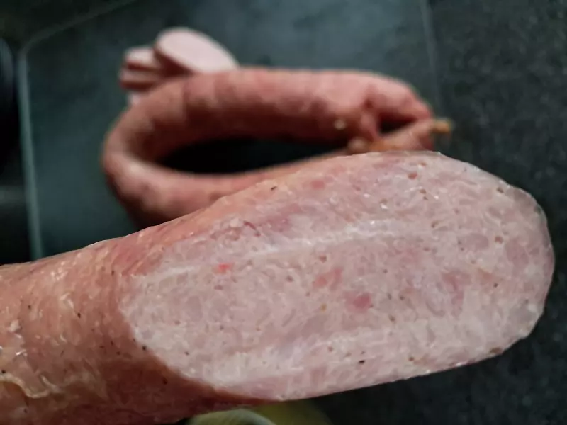 Колбаса куриная молочная