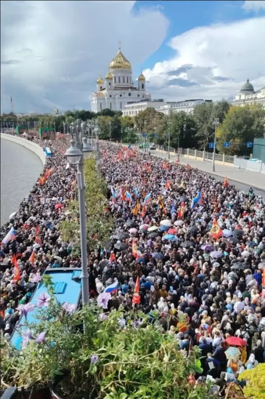 Что в Москве слышно?