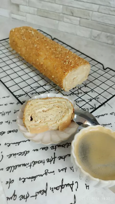 Рулет бисквитный "Ореховый"