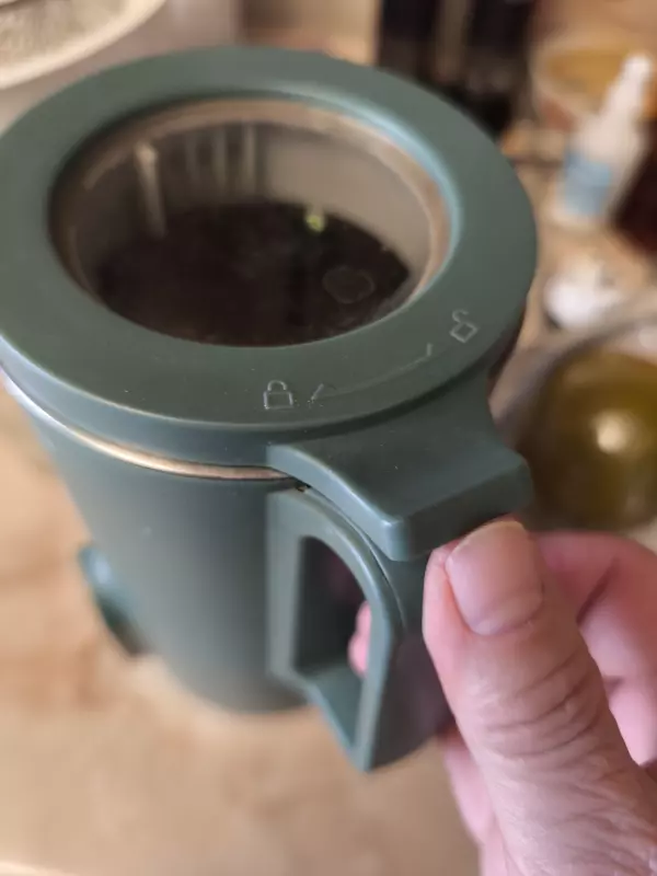 Соевая корова (аппарат для получения соевого молока, soy milk maker)