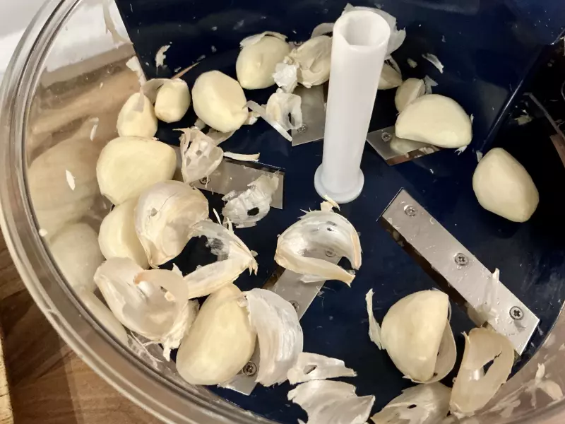 Овощечистка или Fruit and vegetable peeler