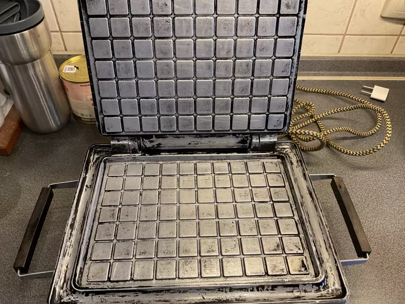 Федорино горе: моем, чистим кухонную утварь...