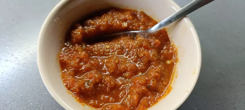 Чатни (соус или икра) из солёных огурцов