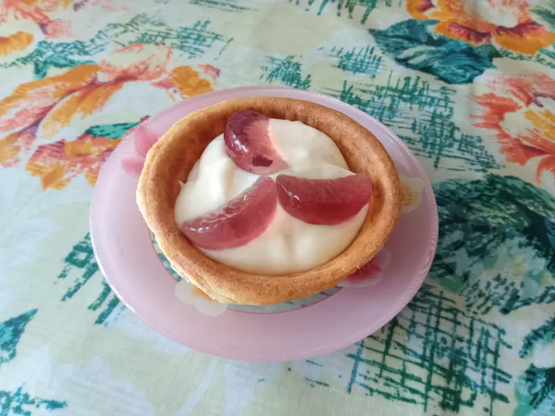 Вафельные трубочки с кремом