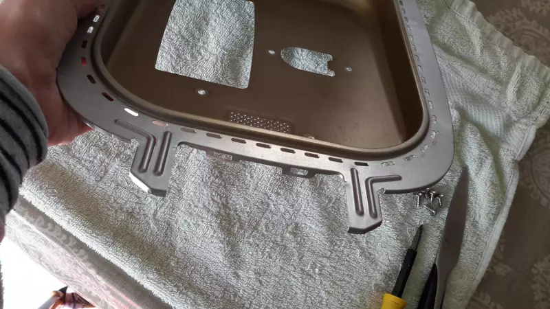 Болтается клапан дрожжевого диспенсера в ХП Panasonic  SD-ZB2512.