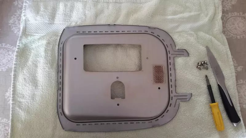 Болтается клапан дрожжевого диспенсера в ХП Panasonic  SD-ZB2512.