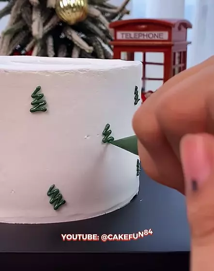 Торты, украшенные кремом (4)