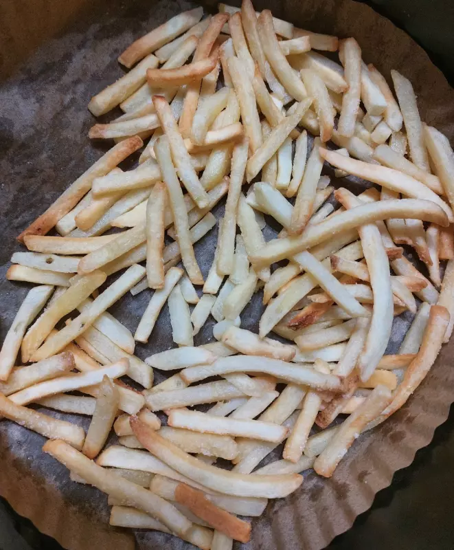 Аэрогриль Gfgril GFA-5500, 6,5 л, 2 ТЭНа (обзор)