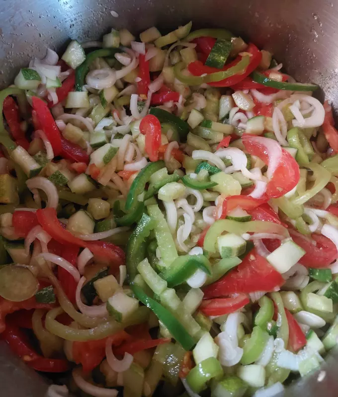 Салат из огурцов