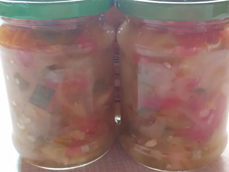 Салат из огурцов
