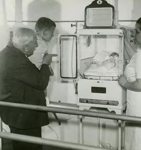 Пусть и не смешно