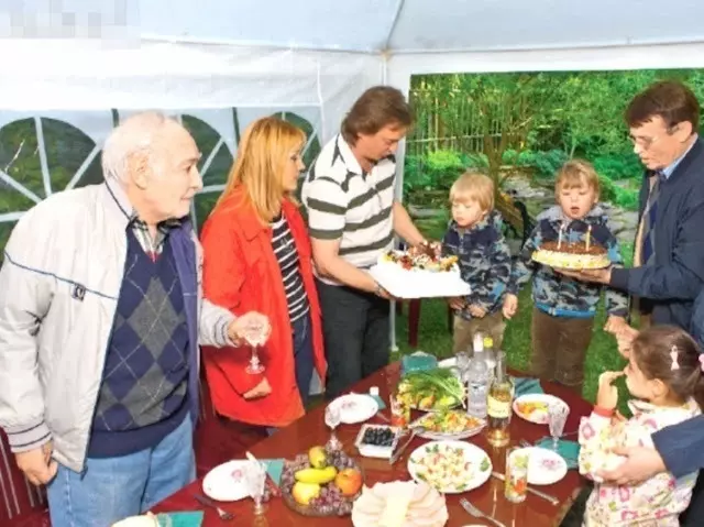 Селебрити-лайф