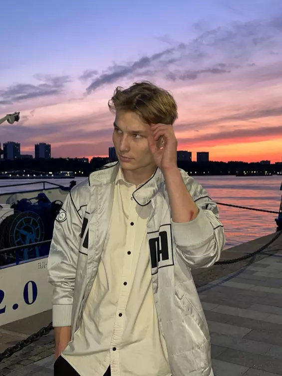 Селебрити-лайф