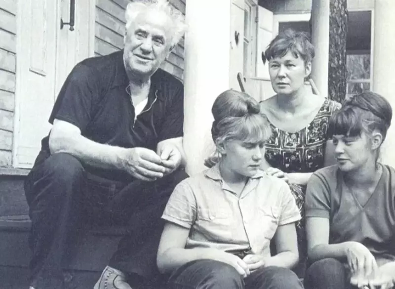 Селебрити-лайф