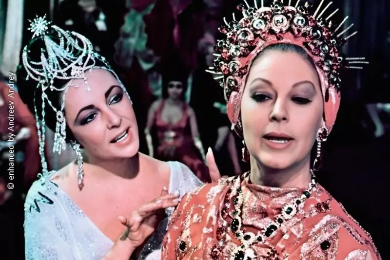 Селебрити-лайф