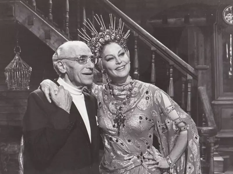 Селебрити-лайф