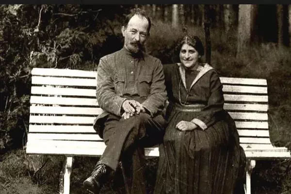 Селебрити-лайф