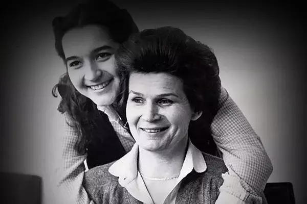 Селебрити-лайф