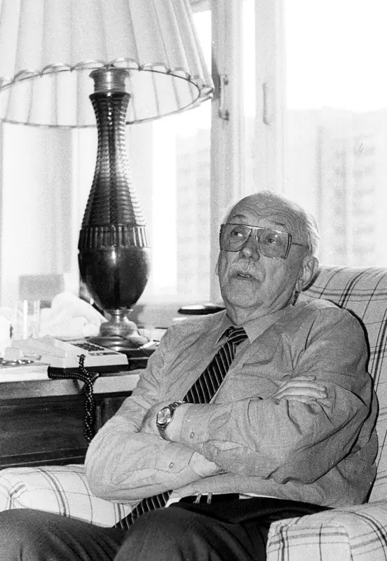 Селебрити-лайф