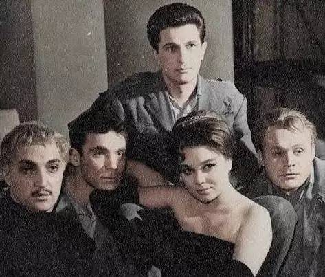 Селебрити-лайф