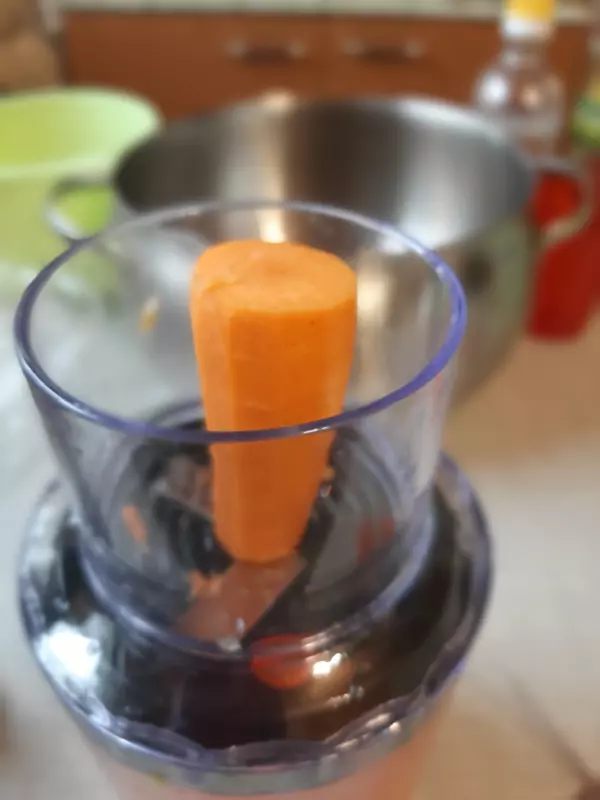 Погружной блендер 7 в 1 Philips HR2657/90 с овощерезкой-спиралайзером