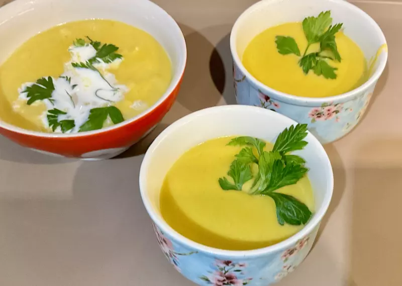 Соевая корова (аппарат для получения соевого молока, soy milk maker)